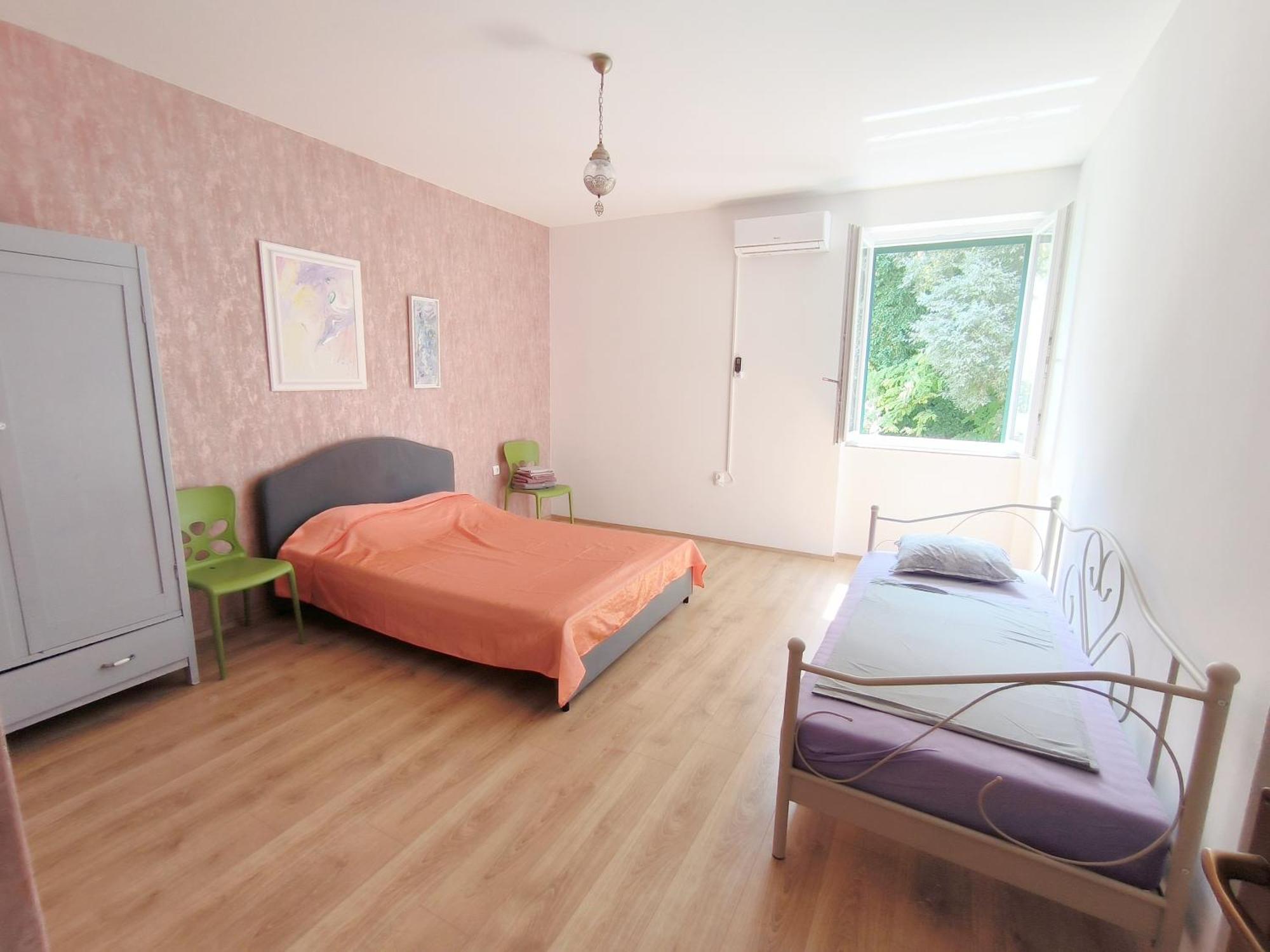 Bright And Colourful Apartment Luce -Sandy Beach สปลิท ภายนอก รูปภาพ